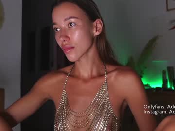 webcam girl adelelove live cam image #4764466