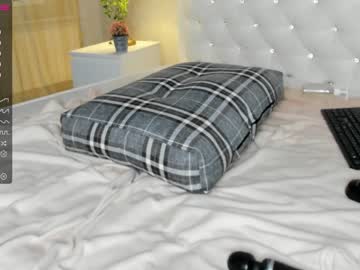 webcam girl ruby_lynx live cam image #3460800