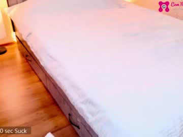 webcam couple hey_its_meow live cam image #7275361