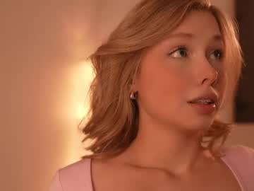 webcam girl april_blush live cam image #12546942