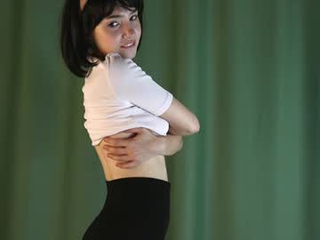 webcam girl 1thour live cam image #10242376