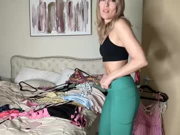 webcam couple scarlett_logan live cam image #8852723
