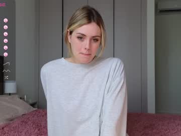 webcam girl sky_magic live cam image #9426085