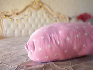 webcam girl pussy__money__weed live cam image #3711885
