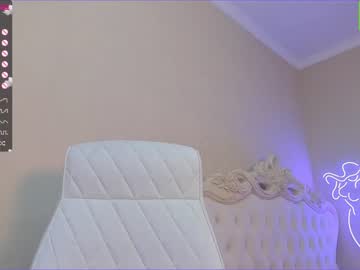 webcam girl akura_01 live cam image #5697667
