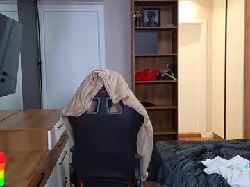 webcam girl curvyjules69 live cam image #10210443