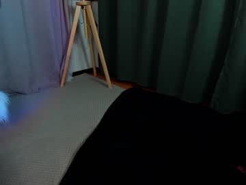webcam girl blue_eye_twinkle live cam image #8375020