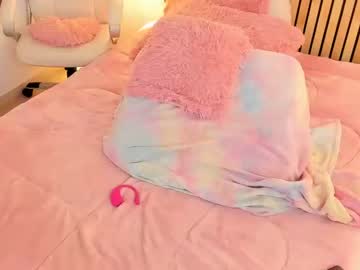 webcam girl little_effy18 live cam image #6647325