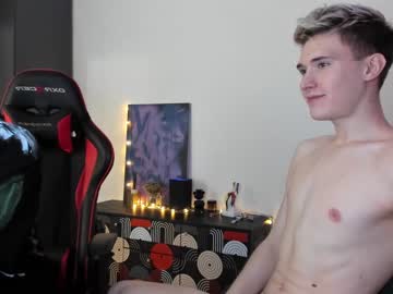 webcam man cute_joni live cam image #7919145