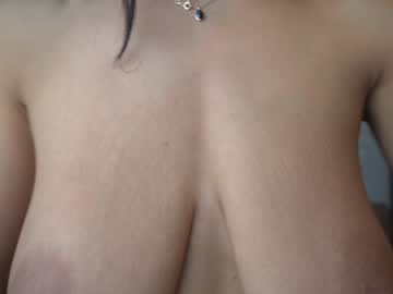webcam girl erikabee live cam image #2603180