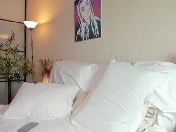 webcam girl roxxana227 live cam image #12695885