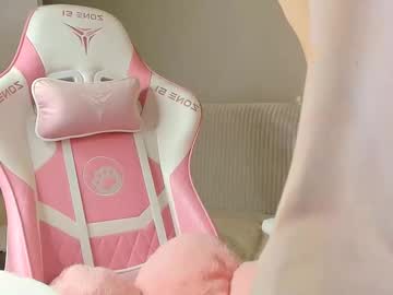 webcam girl tiny_rony live cam image #12940872