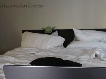 webcam couple ari_lovexo live cam image #5275790