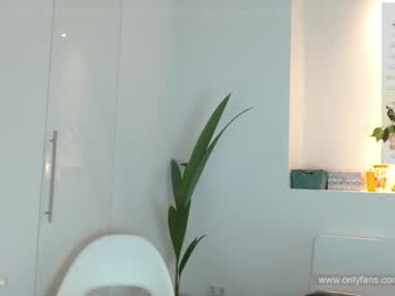webcam girl jadebi live cam image #7207524