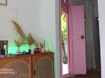 webcam girl adelelove live cam image #4591073