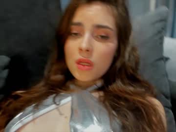 webcam girl scarletmore live cam image #9031941