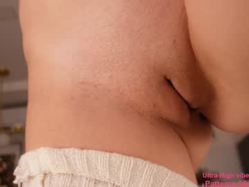 webcam girl jelli_jennifer live cam image #12489052