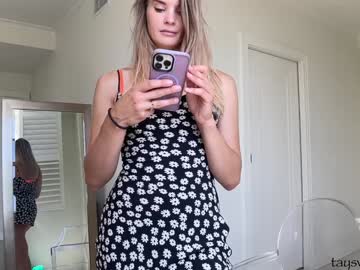 webcam girl phoenix_taylor live cam image #10661542