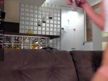 webcam girl michi_souffl live cam image #1273102