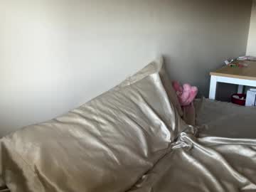 webcam girl kateharperr live cam image #12775754