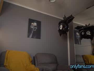 webcam girl aalliss live cam image #673939