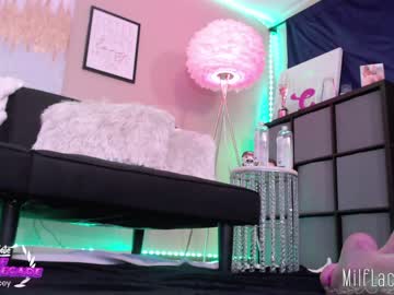 webcam girl milf_lacey live cam image #386067