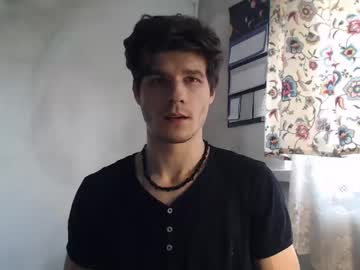 webcam man winyouwin18 live cam image #2133400