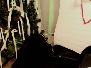 webcam girl hollyextra live cam image #11222876