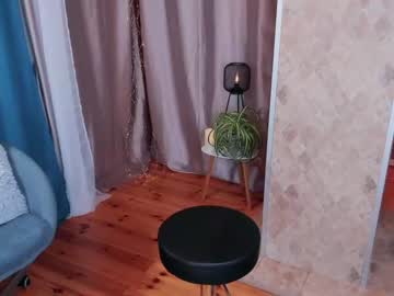 webcam girl frenchgirl_ live cam image #1801935