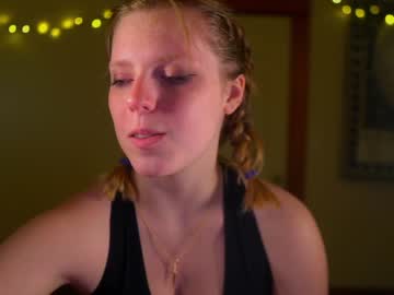 webcam girl crimsonxrapture live cam image #1726351