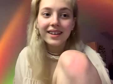 webcam girl holydori live cam image #1909490