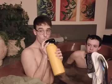 webcam man andyxb live cam image #8381744