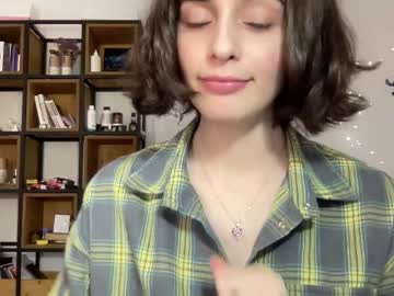 webcam girl wonderland_stia live cam image #8632650