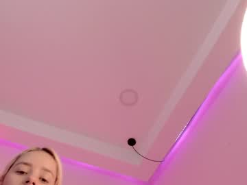 webcam girl bella_adams_ live cam image #1950332