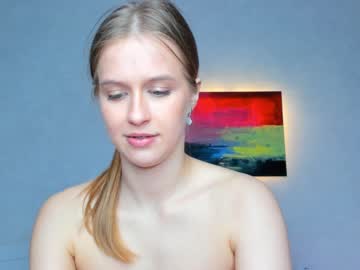 webcam girl ella_twinkle live cam image #5501820