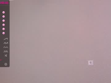 webcam tranny lucrecia_ai live cam image #2296136