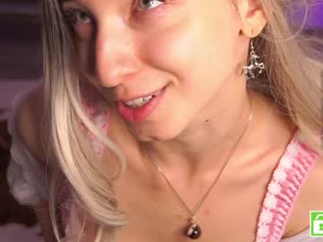 webcam girl checkmypeach live cam image #12772680