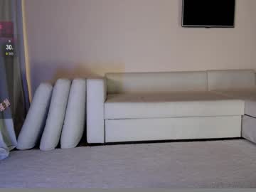 webcam girl hollyextra live cam image #10084296