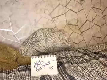 webcam girl leleboo_x live cam image #11257847