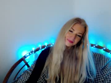 webcam girl pervyblonde live cam image #2602590