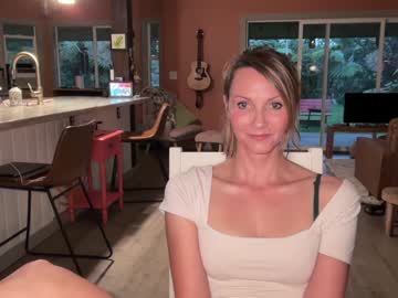 webcam girl kaileeshy live cam image #12103505