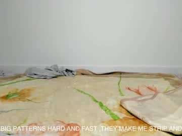 webcam girl you_are_my_sunshine live cam image #3497769