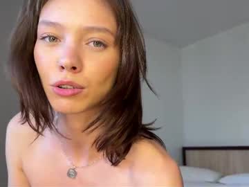 webcam girl man_wo_man live cam image #12407724