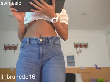 webcam girl camilitasu live cam image #4015778