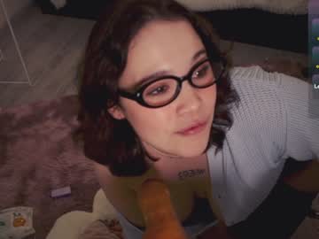 webcam girl chery_lady22 live cam image #8988420