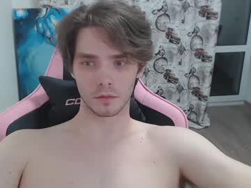 webcam man dmitryromanov live cam image #12431723