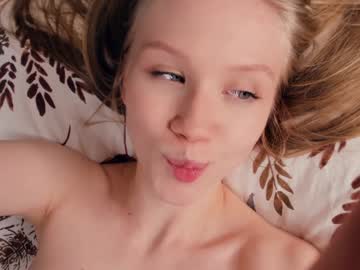 webcam girl one_1ove live cam image #12733832