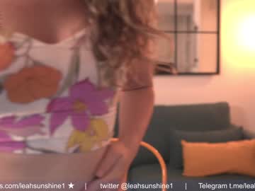 webcam girl leahsunshine live cam image #6135130