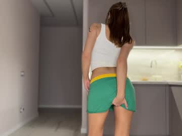 webcam girl cuteelsa_ live cam image #10318450