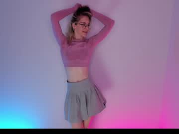 webcam girl girl_i_am live cam image #4803368
